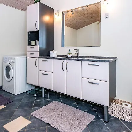 6 Person In Tatil Evi Augustenborg
